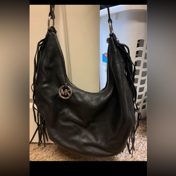 Michael Kors hobo bag with fringe - Picture 2 of 3